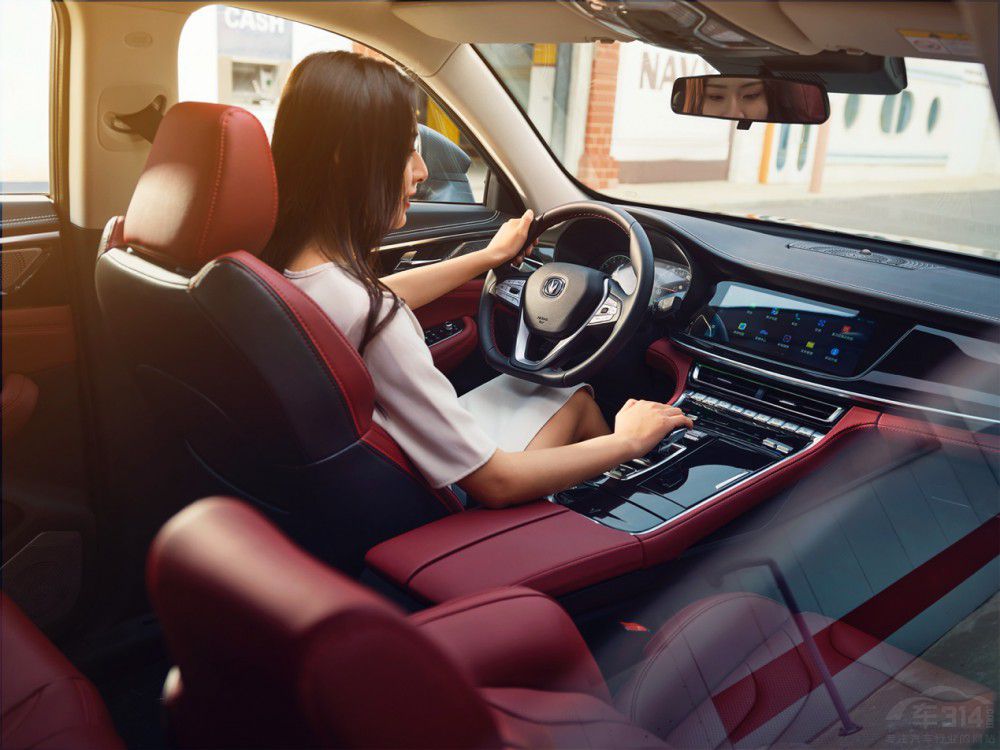 �L����܇2023��CS85COUPE��ʽ��������