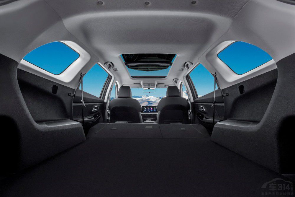 機甲綠車身顏值高 歐尚X7PLUS樂游版上市 機甲綠車身顏值高 歐尚X7PLUS樂游版上市