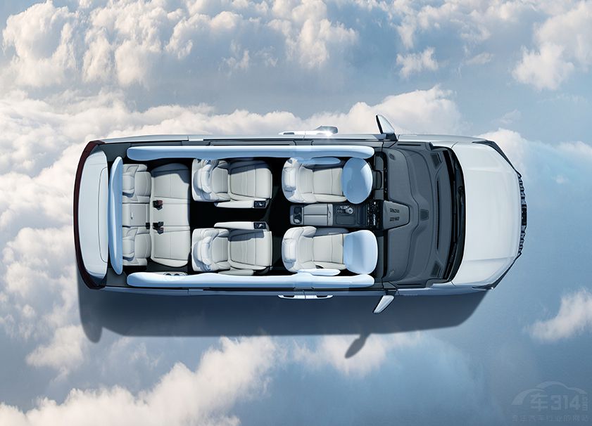 豪華≠昂貴 傳祺M8宗師系列26.98萬起售 豪華≠昂貴 傳祺M8宗師系列26.98萬起售