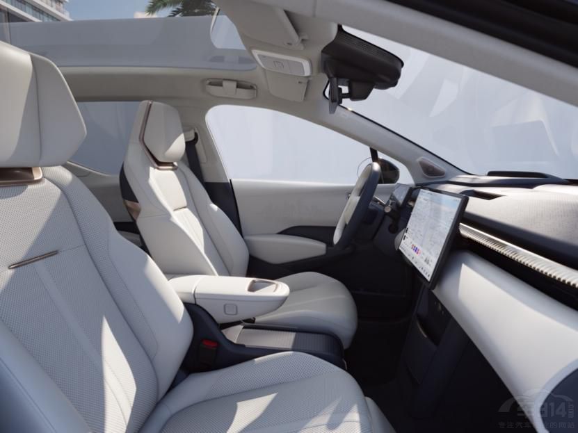 極氪X新奢內(nèi)飾首次亮相 將于4月12日上市 極氪X新奢內(nèi)飾首次亮相 將于4月12日上市