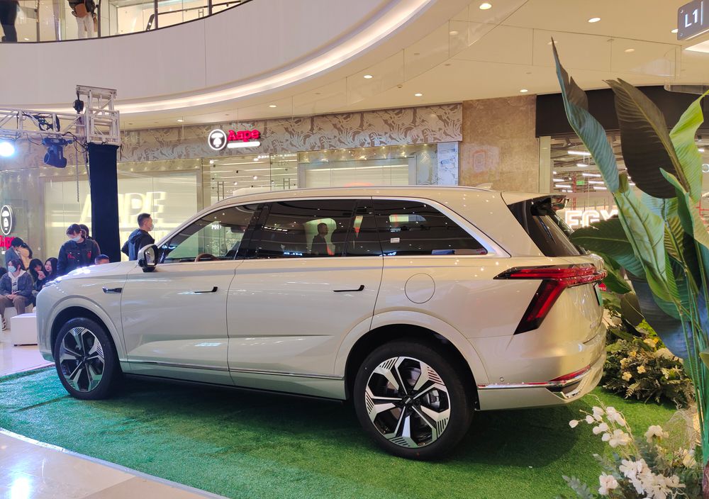 ������늄�SUVκ���{ɽ27.38�fԪ������