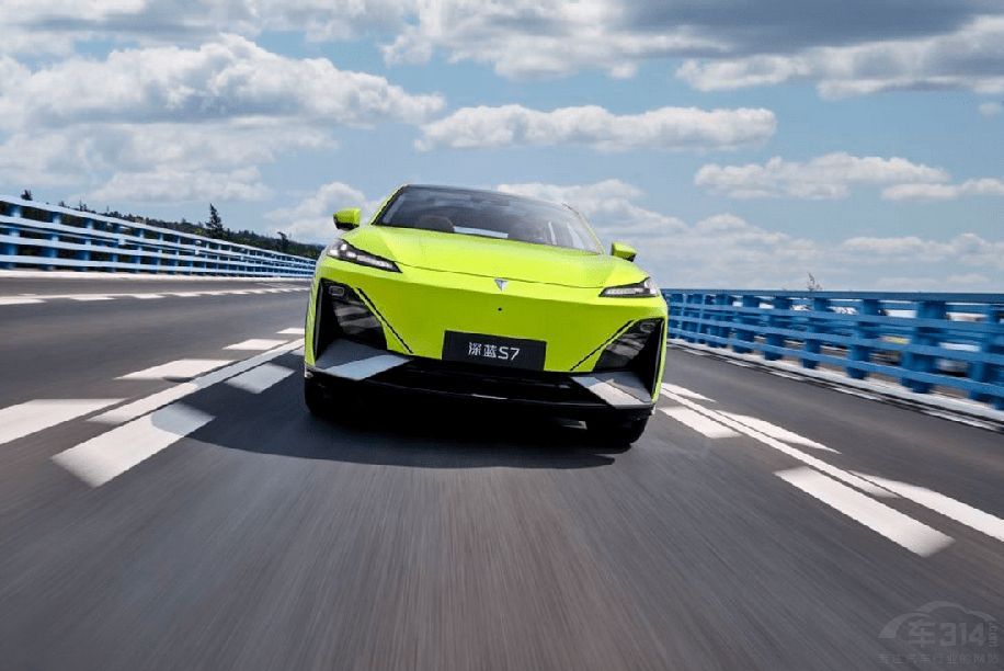 �а�Model Y ���{S7���¶��x������SUV��