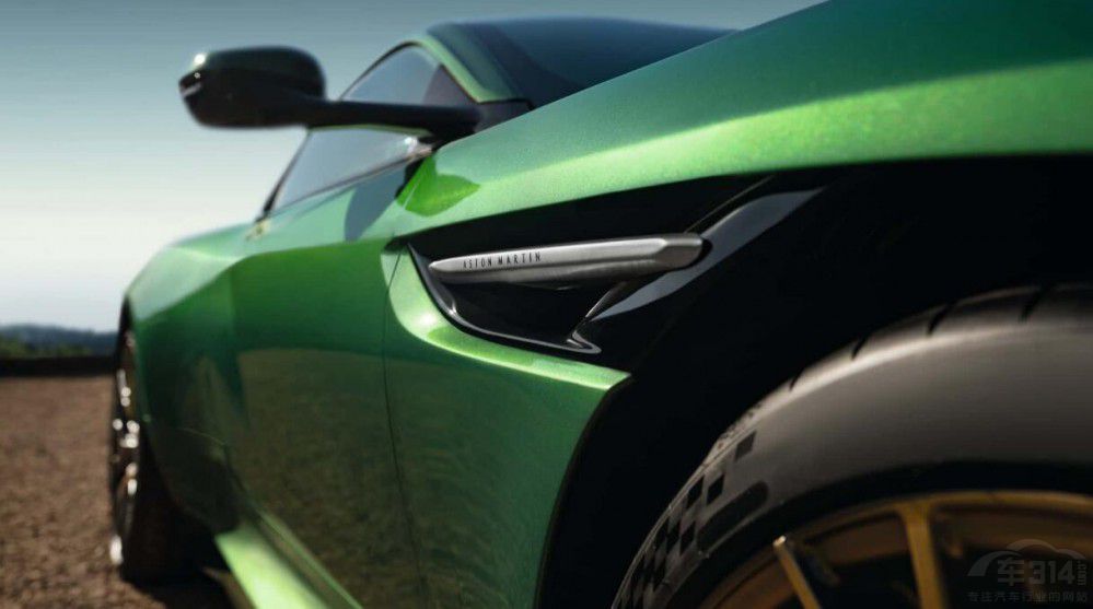 Ӣ����ʿ��ȫ�°�˹�D���R��DB12�ǈ���