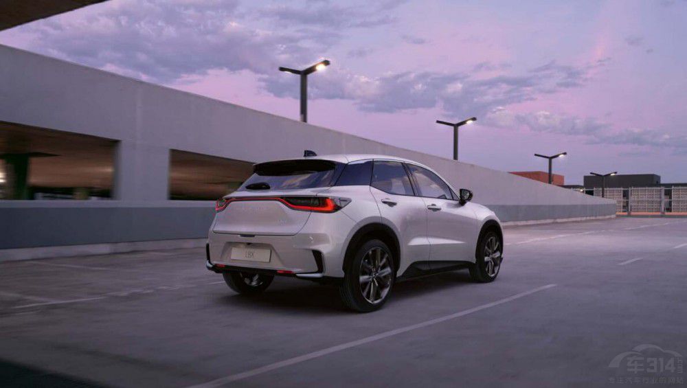 ֻ�ǂ����߼�����ʿ�����׿��_˹LBX�l(f��)��