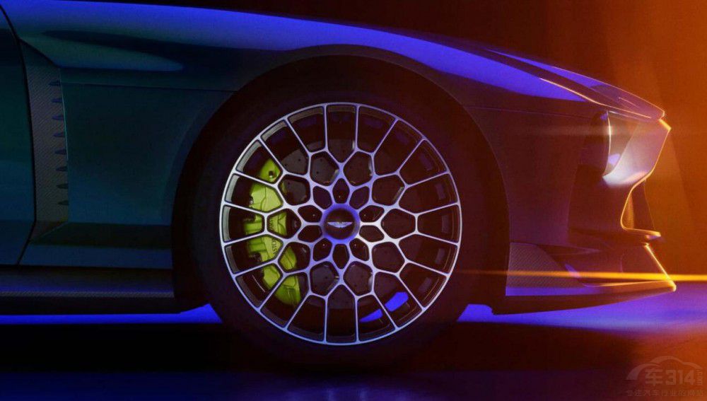 ��˹�D�R��Valour���͏�(f��)�� ���O�����