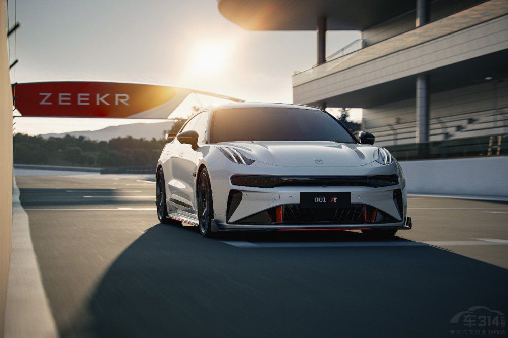 極氪百萬超跑曝光 將于品牌技術(shù)進(jìn)化日亮相 極氪百萬超跑曝光 將于品牌技術(shù)進(jìn)化日亮相