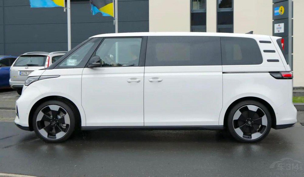 ����ļ���������ID.BuzzGTX���l(f��)��