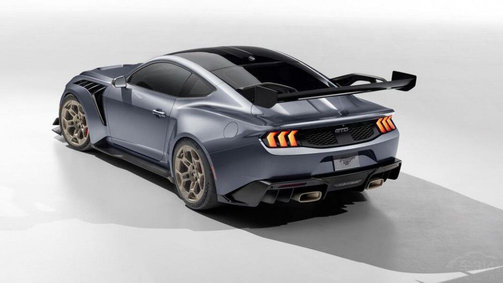 30�f��Ԫ��Ұ�R��һ�v�ܺϷ���·��ِ܇