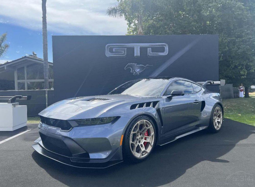 30�f��Ԫ��Ұ�R��һ�v�ܺϷ���·��ِ܇