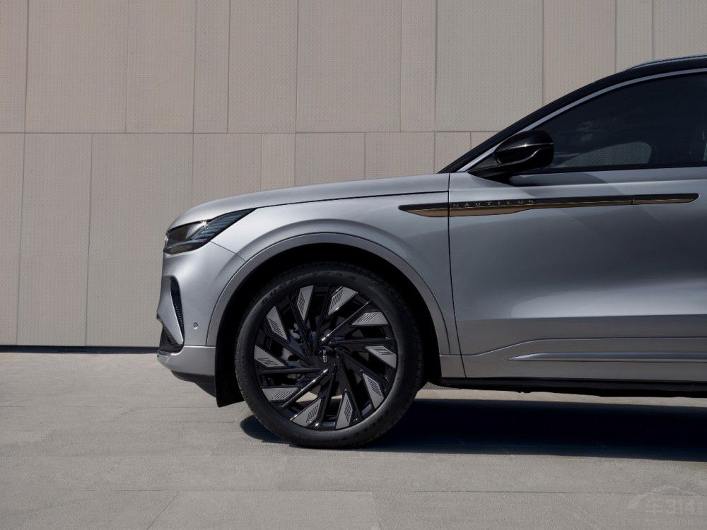 ȫ��һ���ֿϺ�����Nautilus���(d��ng)��������