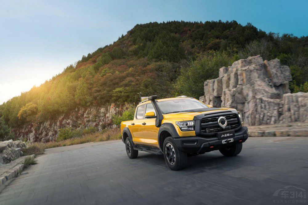 ���͸����ܺ��AƤ��ɽ�������ܰ�������