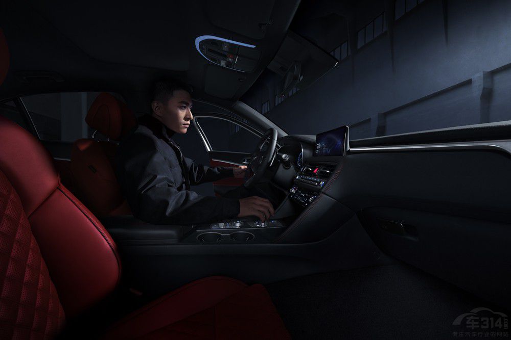 �¿����ِ˼G70��G70�C�Ͱ���ʽ���У�