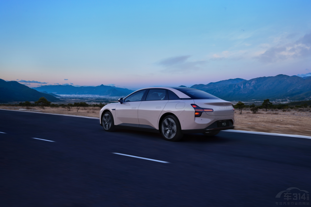 ����20�f������A���{  �@�׿�܇�ӱPһ��