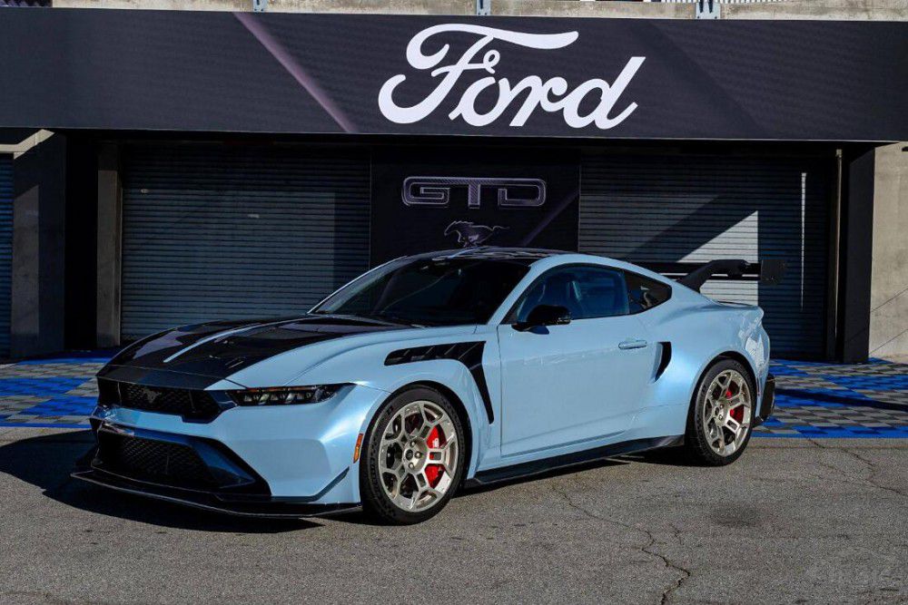 �K�OҰ�R ���� Mustang GTD ������������