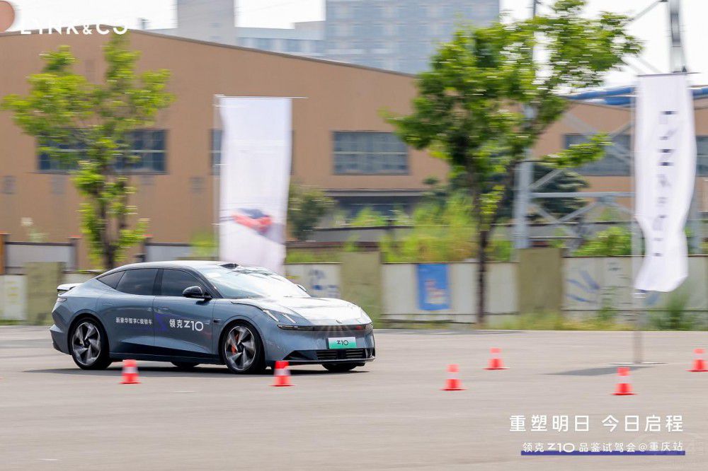 �I(l��ng)��Z10�ؑcƷ�bԇ�{��(hu��)�w�(y��n)���ܺ��A���x