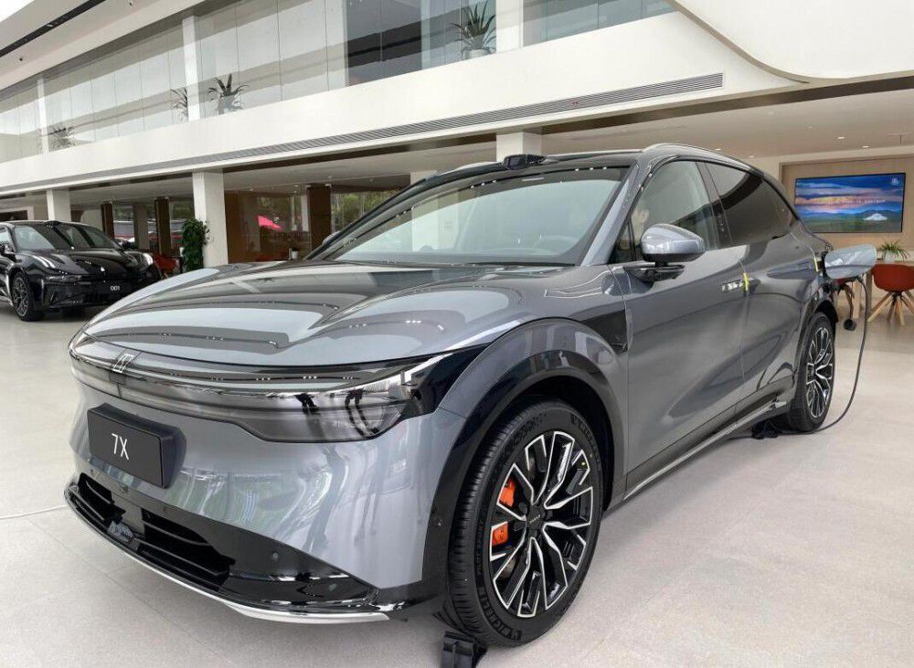 ���ˡ�ë��Y�����@�׿� ����SUV ������ֵ��