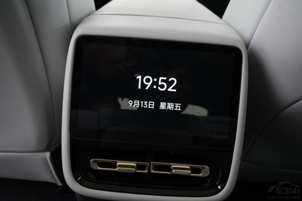 20���f��3�״��S����С�iP7+߀��ɶ��(y��u)��