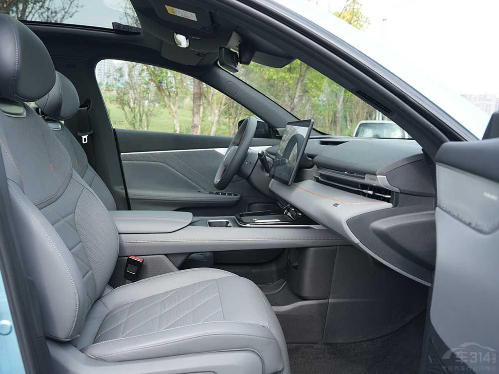 15萬預(yù)算不嫌少 這三款小鋼炮SUV都不錯 15萬預(yù)算不嫌少 這三款小鋼炮SUV都不錯