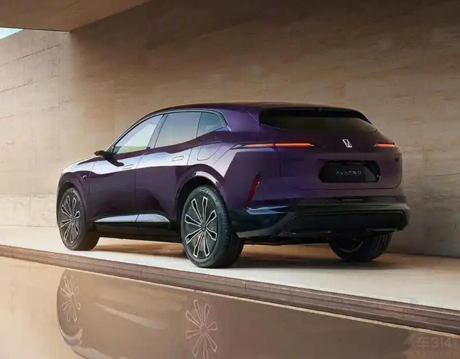 2�µ�������ƷSUV��ÿ��Ǽ��ú��x��