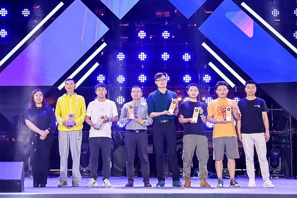 ����Ψ�I������ِ��� C5 X�I������(chu��ng)֮ҹ