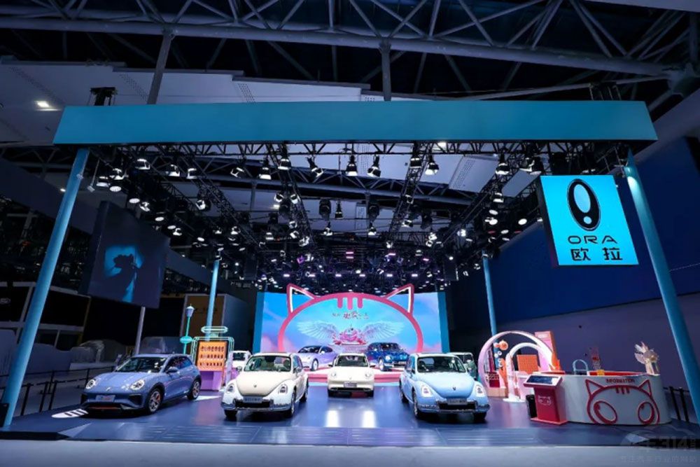 �I�ܼ����܇�Ј� �W������Ů�ˡ���߅�족