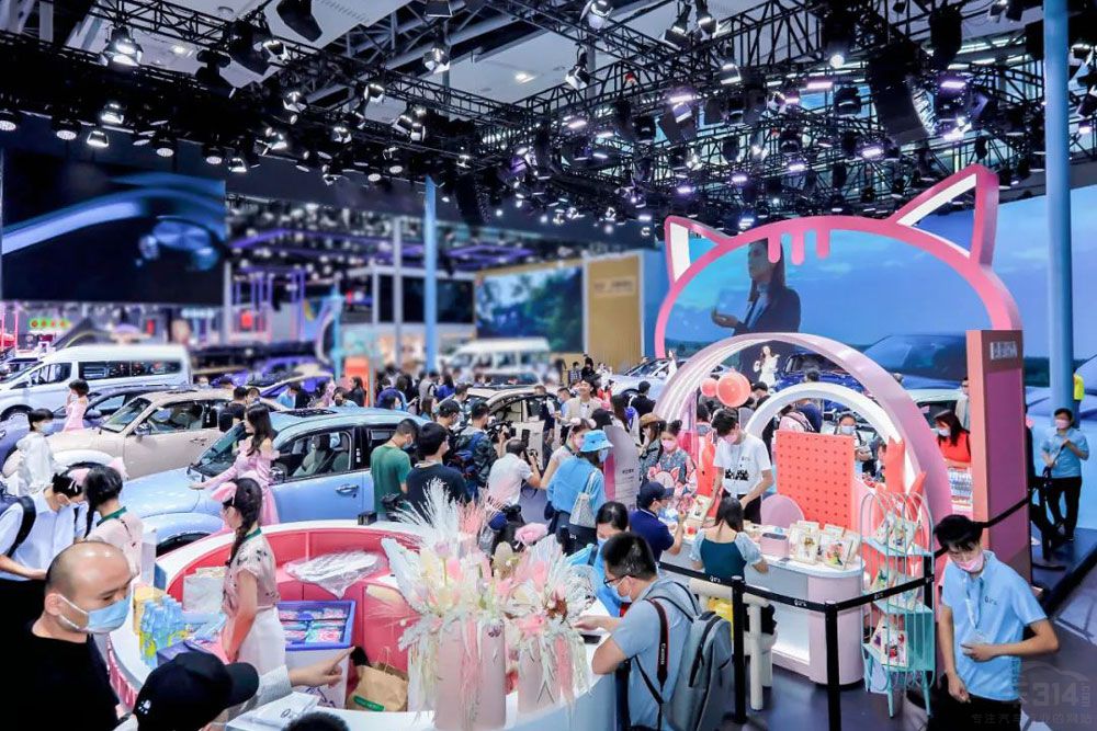 �I�ܼ����܇�Ј� �W������Ů�ˡ���߅�족