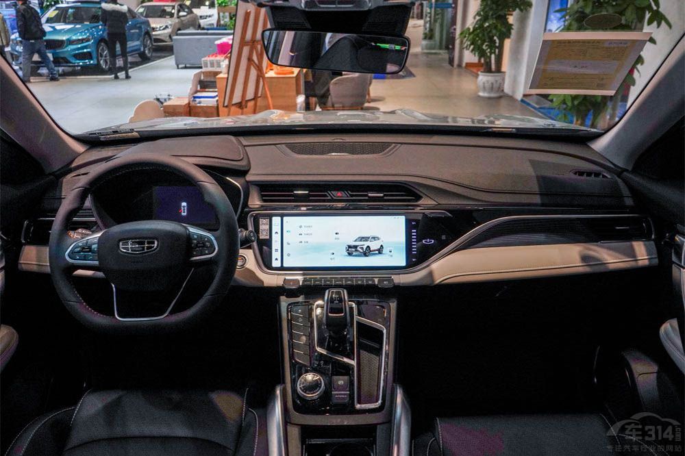 15�f�ԃ�(n��i)����SUV�P�c(di��n)��UNI-T����һ�I