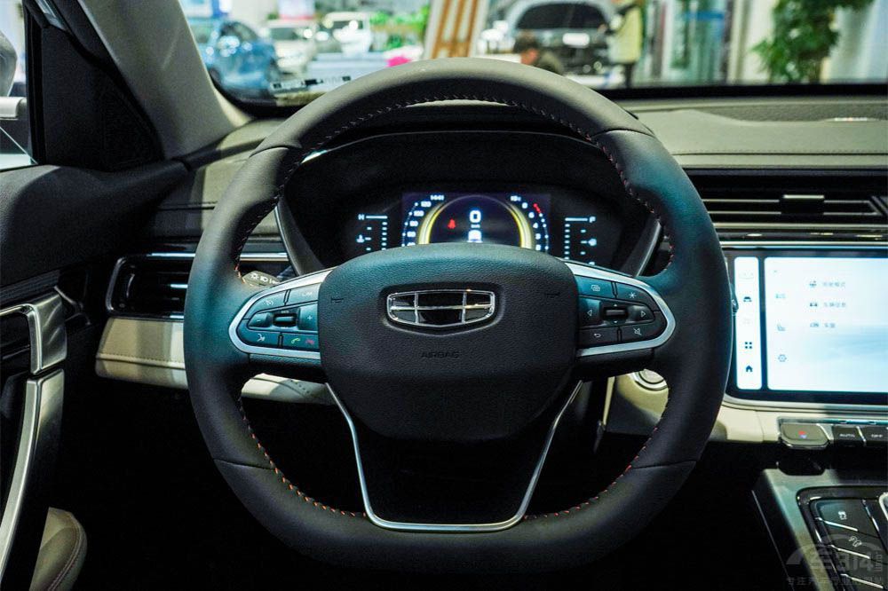 15�f�ԃ�(n��i)����SUV�P�c(di��n)��UNI-T����һ�I