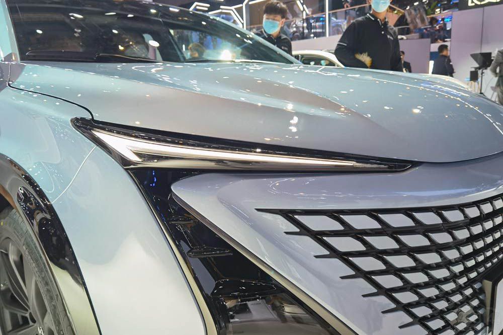 15�f�ԃ�(n��i)����SUV�P�c(di��n)��UNI-T����һ�I