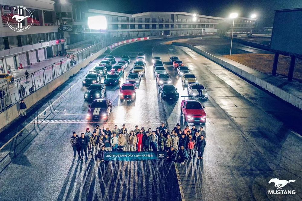 ����Mustang�B�m(x��)����p�T��܇�N����܊��