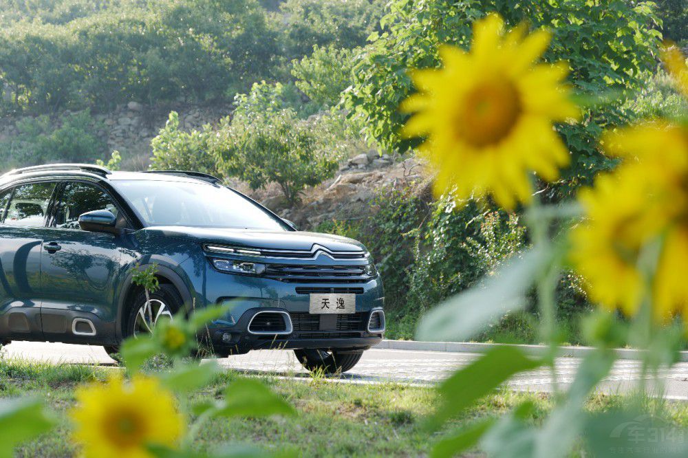 ��Ԓѩ�F����܇�� 320�f��(sh��)�ֱ���Ĺ�����