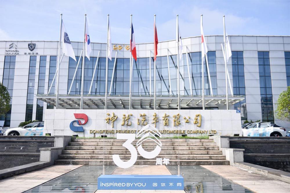 ��Ԓѩ�F����܇�� 320�f��(sh��)�ֱ���Ĺ�����