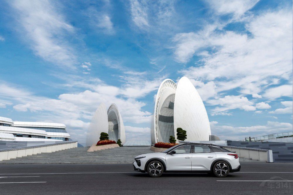 ��Ԓѩ�F����܇�� 320�f��(sh��)�ֱ���Ĺ�����