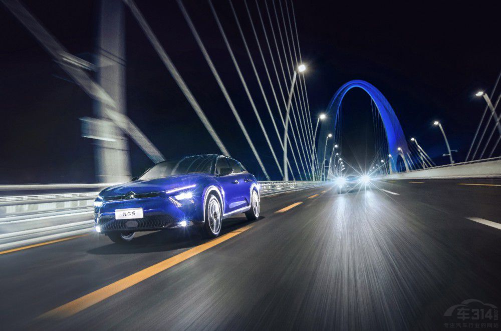 �|�L(f��ng)ѩ�F���y�ք��u�깲��(chu��ng)����ِ�r(sh��)����