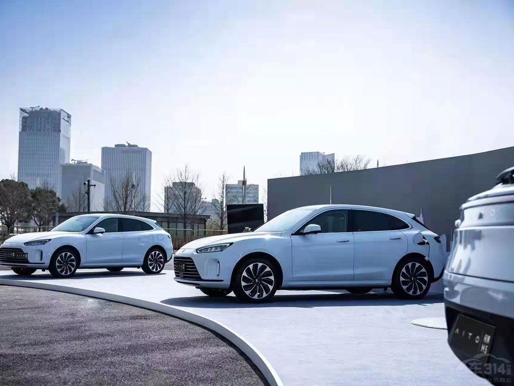 ������܇�����A��������c܇�󹲄�(chu��ng)���A����