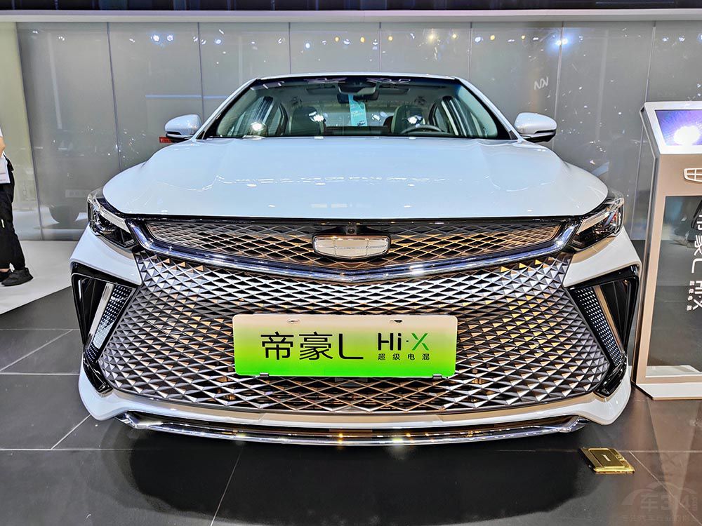 2022重慶車展吉利汽車雙車上市 期待新車 2022重慶車展吉利汽車雙車上市 期待新車