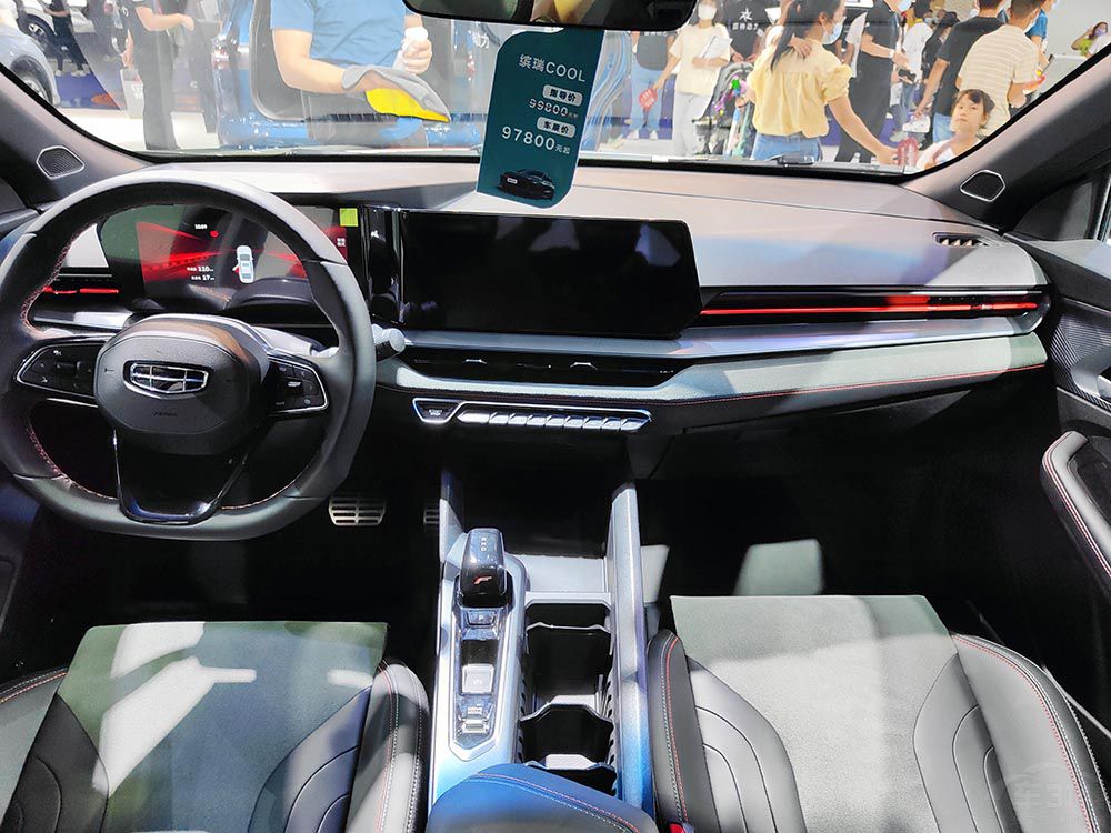 2022重慶車展吉利汽車雙車上市 期待新車 2022重慶車展吉利汽車雙車上市 期待新車