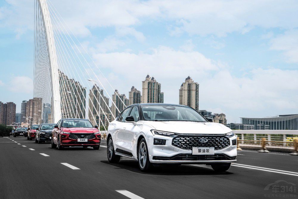 һ����������һ���ɵϚW�{(l��n)���{�ж࿿�V��