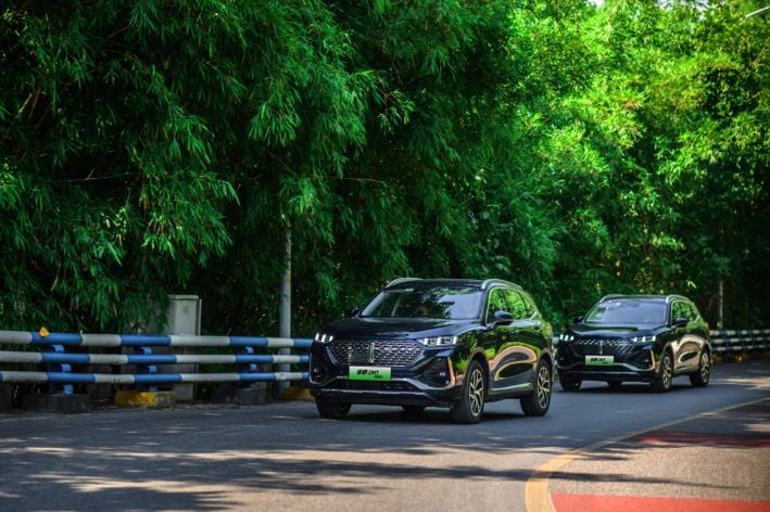 ���FDHT-PHEV�ؑc�����a�N��22.9-26.3�f