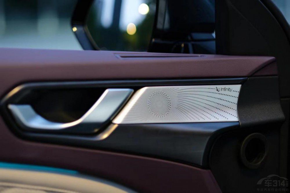 ���FDHT-PHEV�ؑc�����a�N��22.9-26.3�f