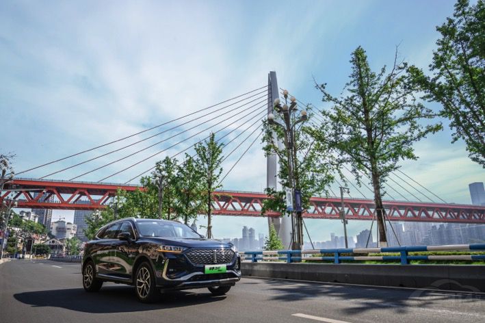 ���FDHT-PHEV�ؑc�����a�N��22.9-26.3�f