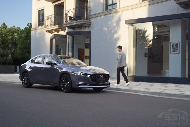 長(zhǎng)安馬自達(dá)全新世代黑曜版雙車正式上市 長(zhǎng)安馬自達(dá)全新世代黑曜版雙車正式上市