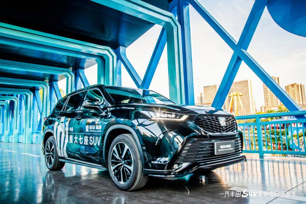 һ���S��SUV��������Ѳ�μ����Κg����