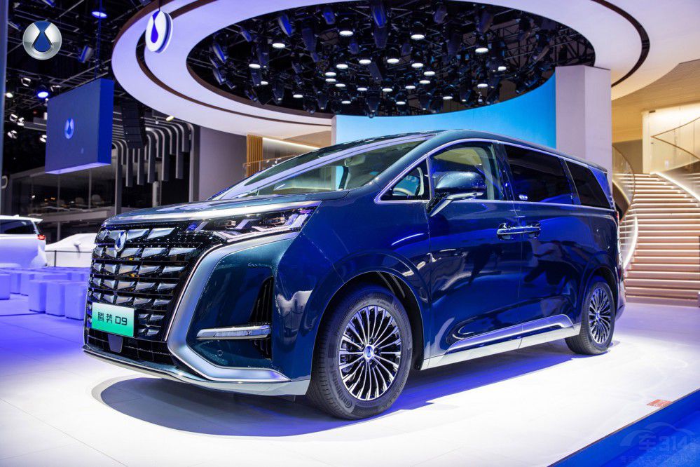 �v�ݔy����SUV����܇ȫ�򹫱������س�