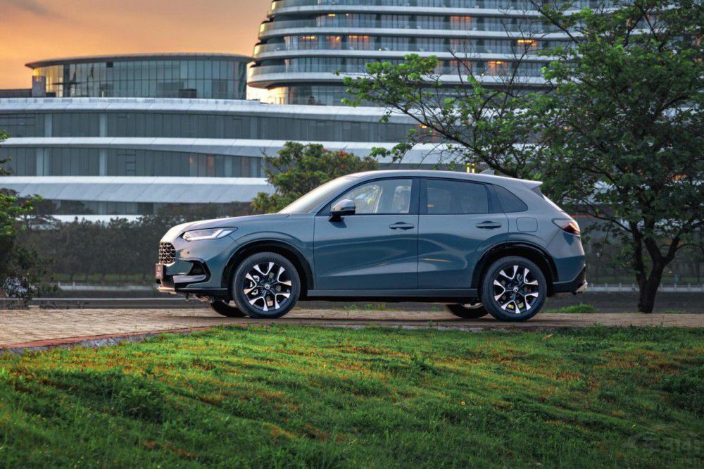 ����(zh��n)���ڙC�� ZR-V����܇�͸�����������