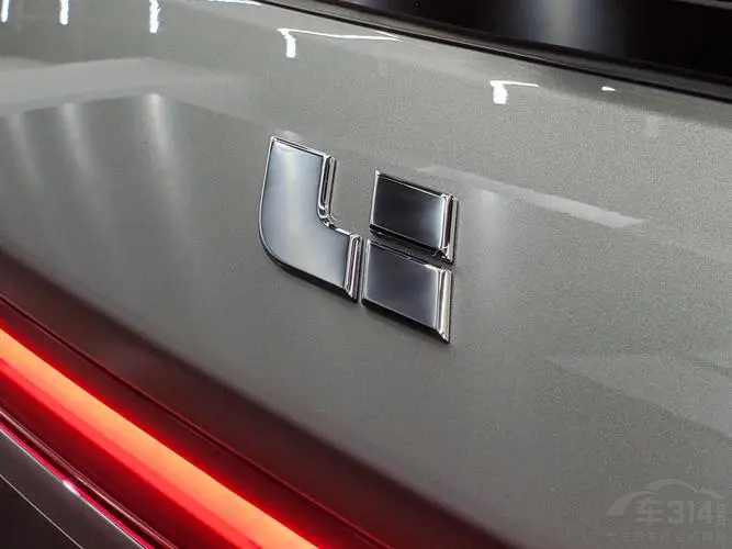 ����ONE���ˈ���һ���uë Ҫ���������N����