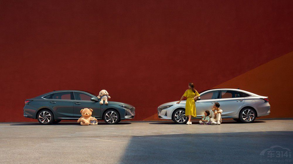 �J��PLUS����һ��AR���܌��m���I��Ҫ��(l��i)����