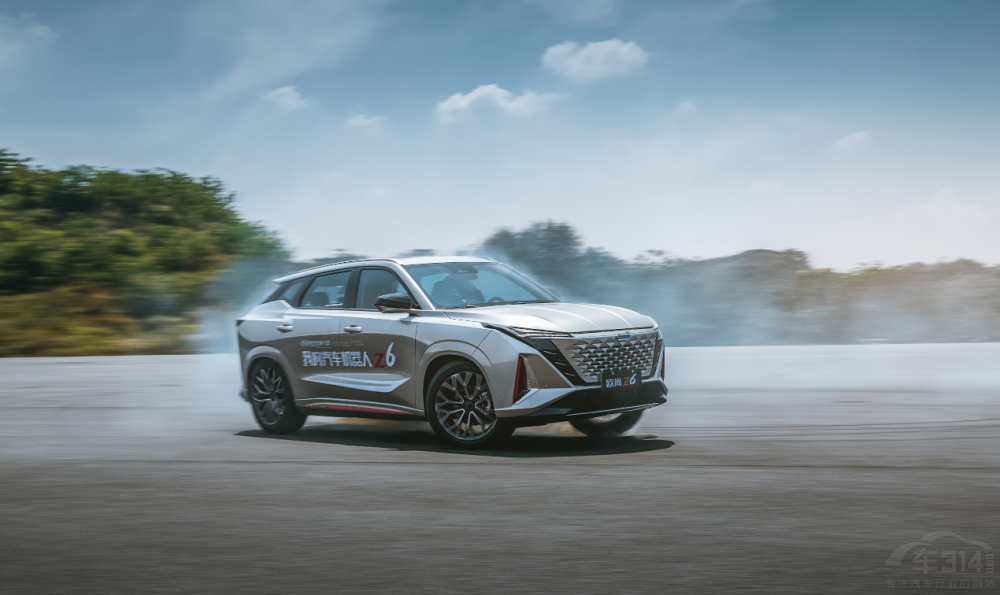 �ҵ���܇(ch��)�C(j��)���˚W��Z6��30000�v�¾�����