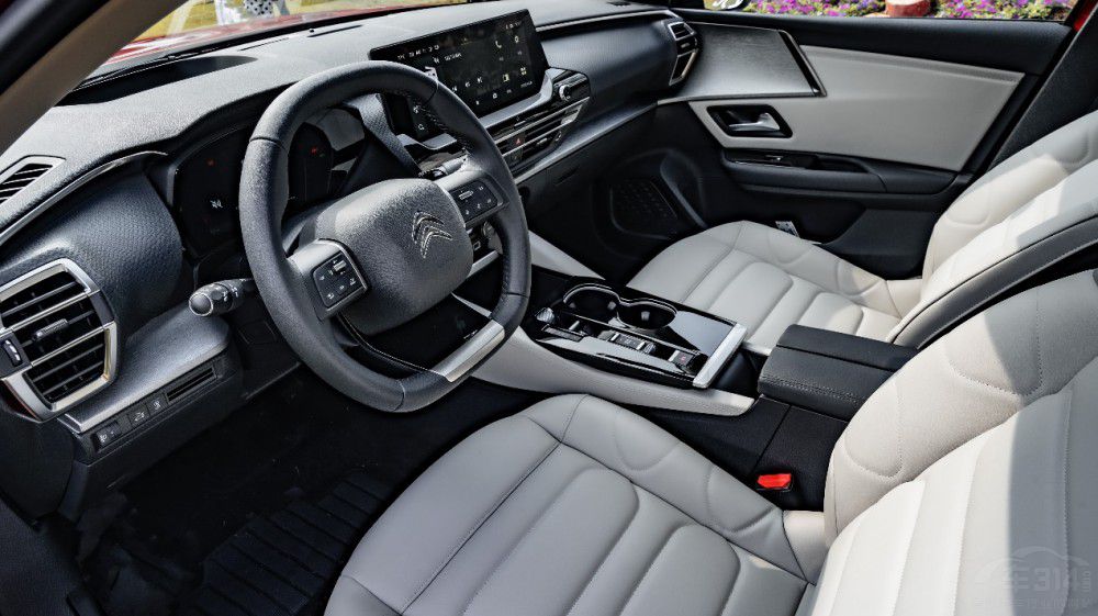 ����һ�𹲄�(chu��ng)���������m�����ķ���ِ����