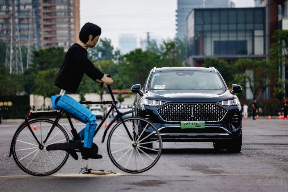 Ħ��DHT-PHEV��܇(ch��)֮�Ҷ��y(c��)�m(x��)���I(l��ng)��ͬ��(j��)